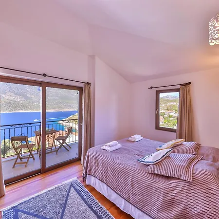Sunshine, Peninsula Villa Kaş