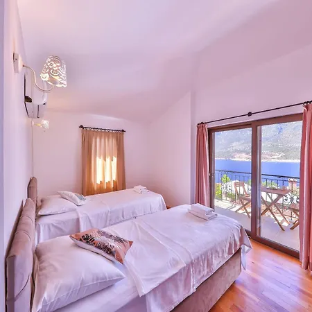 Sunshine, Peninsula Villa Kaş
